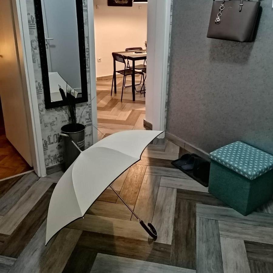 ורסאק Hills Apartments מראה חיצוני תמונה