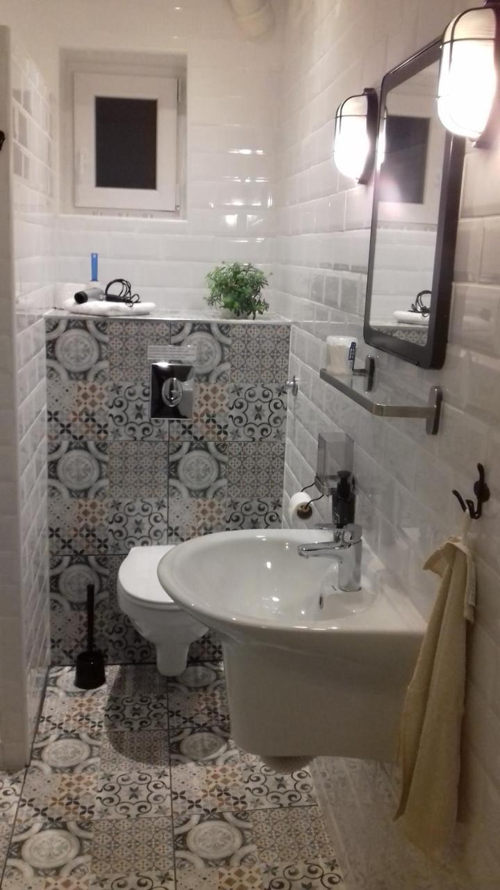 ורסאק Hills Apartments מראה חיצוני תמונה